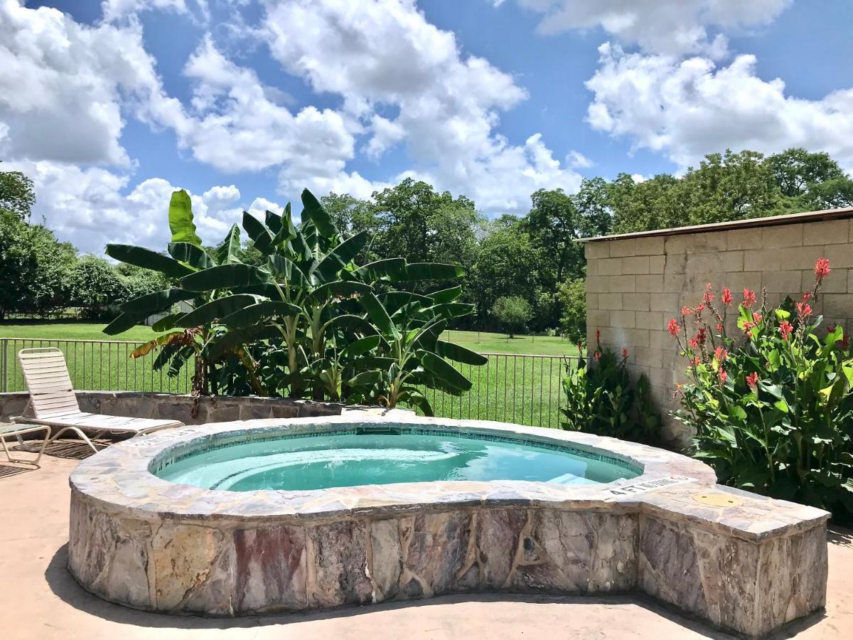 Appartamento Waterwheel Retreat New Braunfels Esterno foto