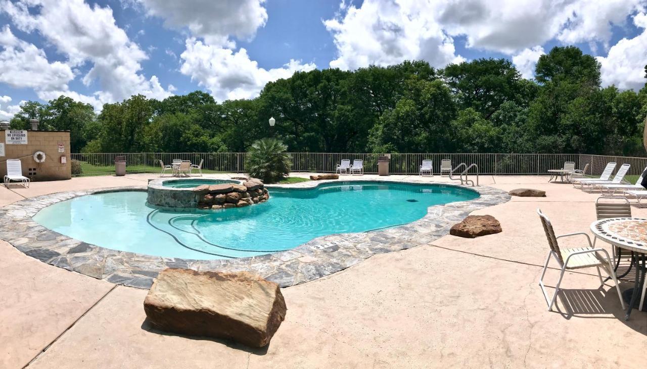 Appartamento Waterwheel Retreat New Braunfels Esterno foto